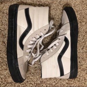 Vans Sk8-Hi Two-Tone Sneaker — LIKE NEW!